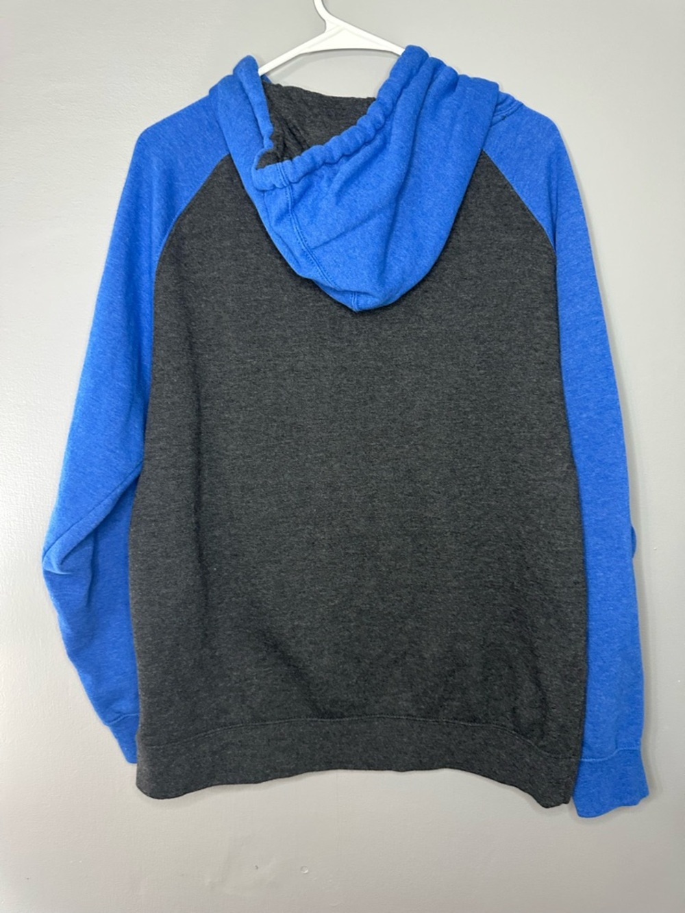 Snap On Men’s Two-Tone Blue and Charcoal Hooded Pullover - Picture 13 of 13